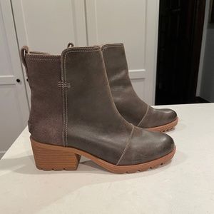 Sorel Women's Brown Cate Bootie - Casual, Light Rain - Waterproof